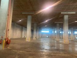 Gul Way (D22), Warehouse #637314031